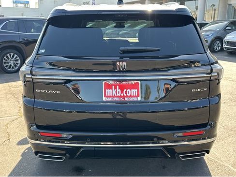 New 2026 Buick Enclave Avenir image 12