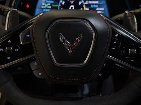 Used 2023 Chevrolet Corvette Stingray Premium Cpe w/ Z51 Performance Package image 9