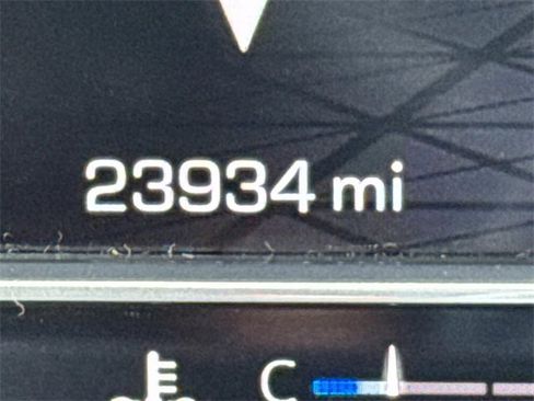 Certified 2024 GMC Sierra 2500 Denali w/ Denali Reserve Package image 33