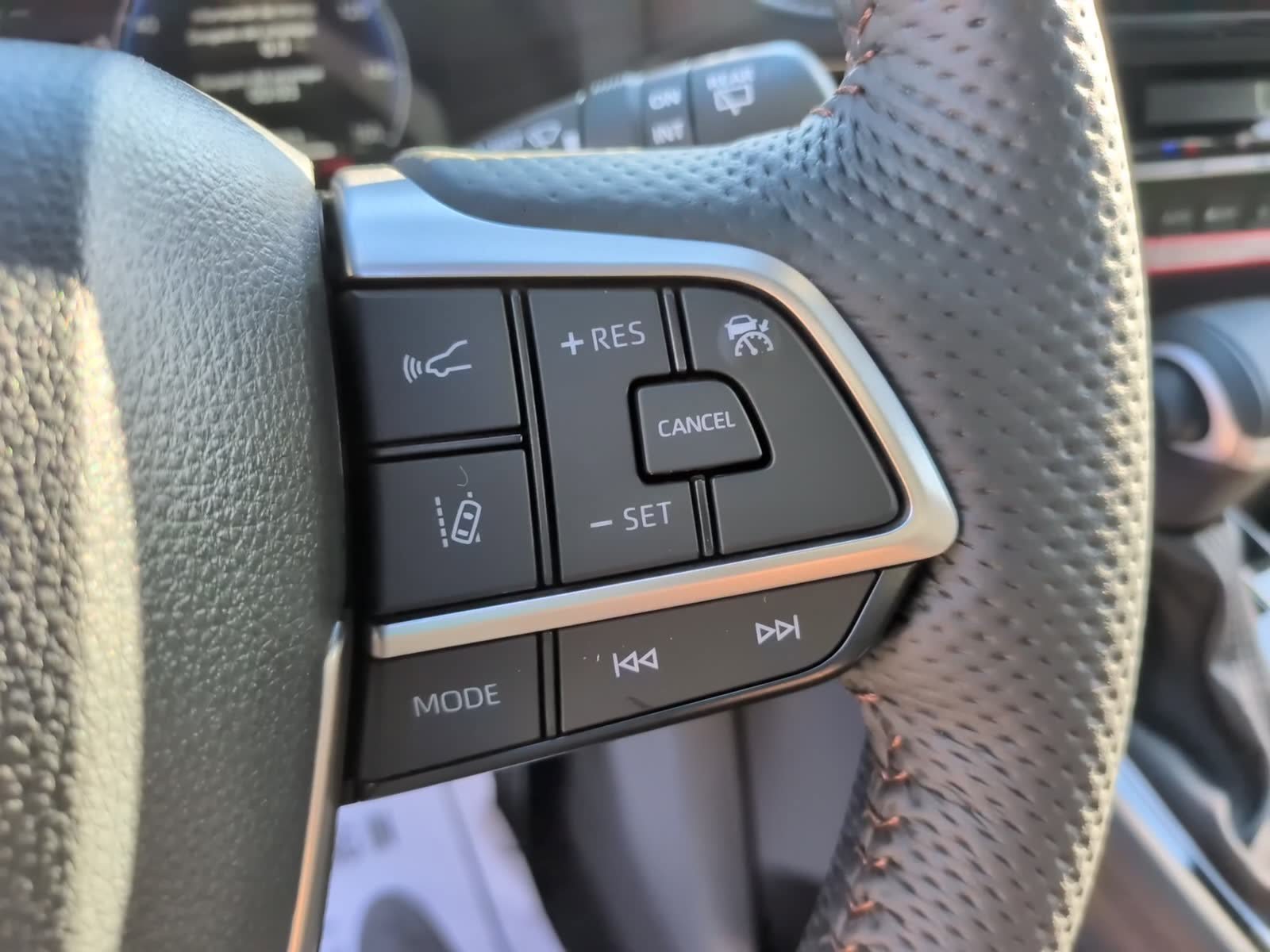 New 2026 Toyota Sienna Platinum AWD/4WD image 18