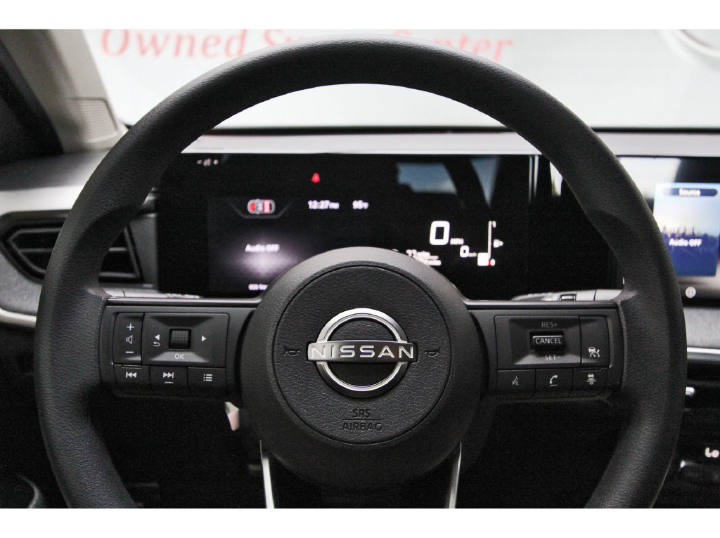 Used 2026 Nissan Kicks SV FWD image 14