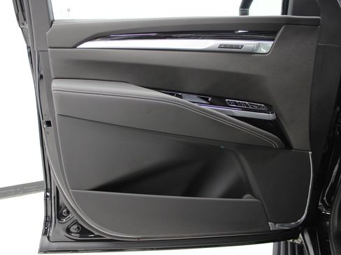 Certified 2025 Cadillac Escalade Sport w/ Touring Package image 17