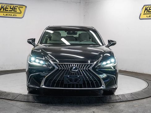 Used 2024 Lexus ES 300h w/ Premium Package FWD image 6