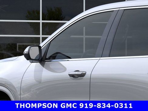 New 2026 GMC Acadia Denali w/ Super Cruise Package image 12