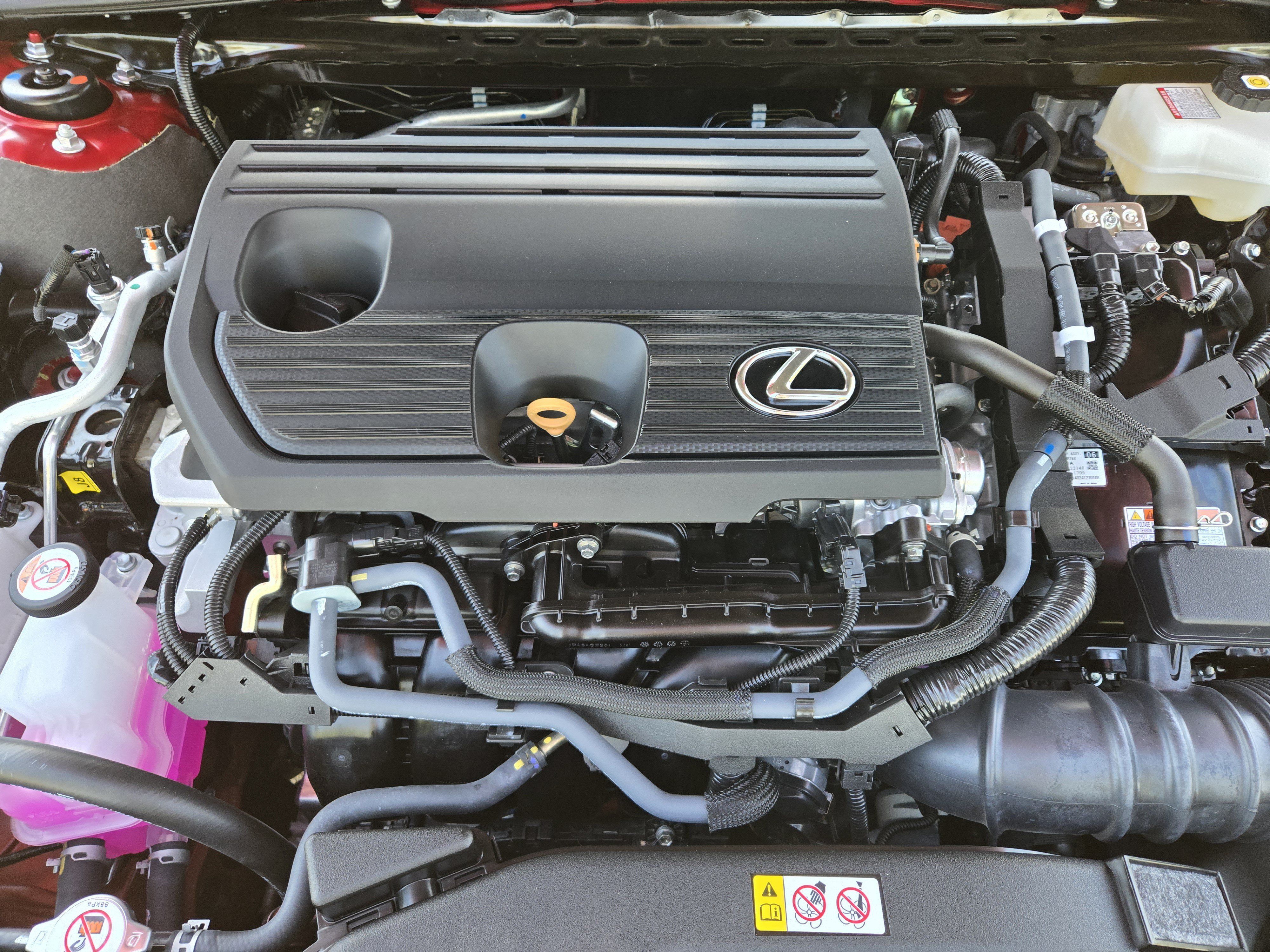 Used 2025 Lexus ES 300h w/ Premium Package FWD image 42