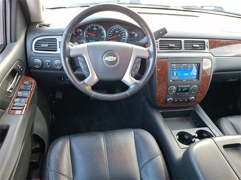 Used 2014 Chevrolet Suburban LT w/ All-Star Edition image 11