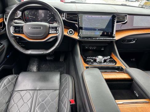 Used 2022 Jeep Grand Wagoneer Series III w/ Flexible Seating Group image 11