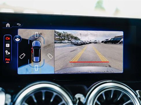 New 2025 Mercedes-Benz EQB 300 4MATIC image 24