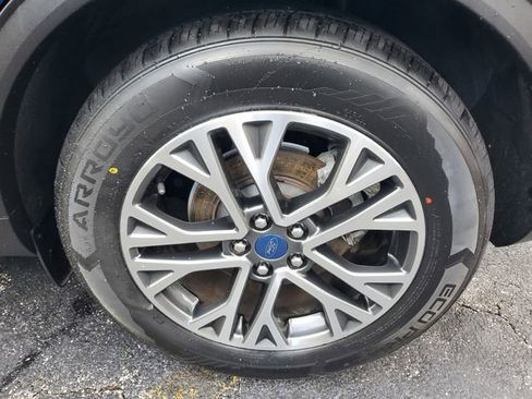 Used 2020 Ford Escape SEL image 6