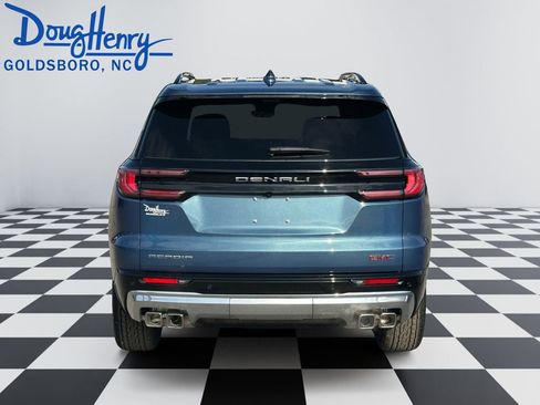 New 2026 GMC Acadia Denali w/ Super Cruise Package image 4