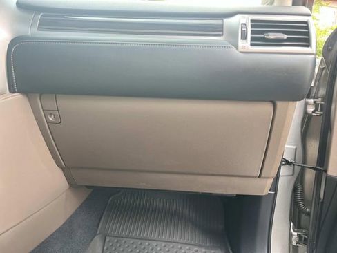 Certified 2023 Lexus GX 460 Premium AWD/4WD image 28