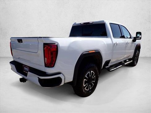 Used 2020 GMC Sierra 2500 AT4 w/ AT4 Preferred Package AWD/4WD image 4