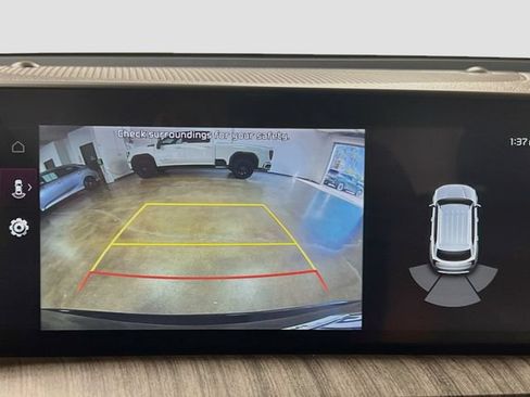 Certified 2023 Kia Telluride EX w/ EX Captain's Chair Package FWD image 14