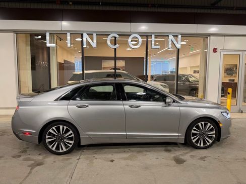Used 2020 Lincoln MKZ Reserve w/ Elements Package image 6