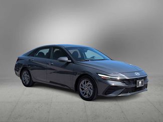 Certified 2024 Hyundai Elantra SEL FWD video 2