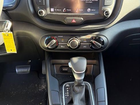 Certified 2024 Kia Soul LX w/ Option Group 015 FWD image 15