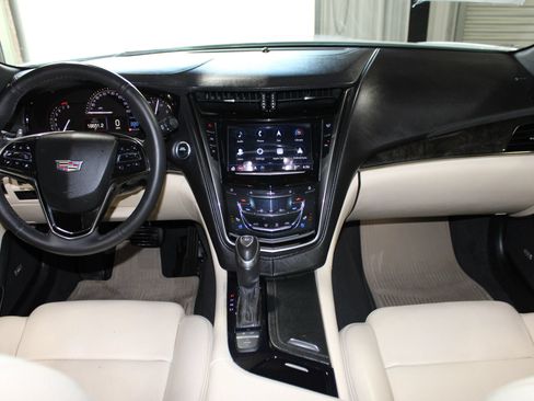 Used 2018 Cadillac CTS Luxury RWD image 13
