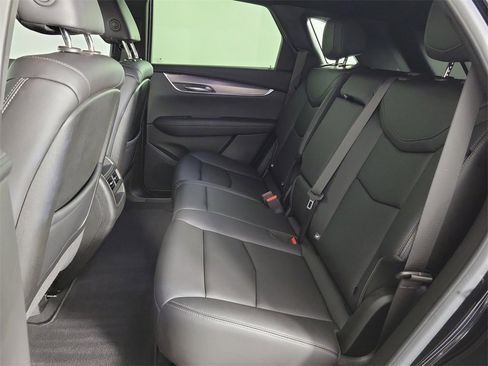 Certified 2023 Cadillac XT5 Luxury image 11