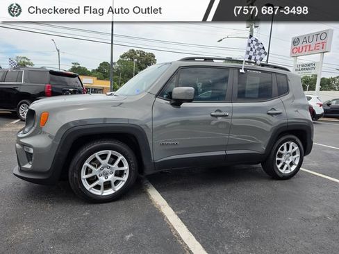 Used 2021 Jeep Renegade Latitude w/ Luxury Group I FWD image 2