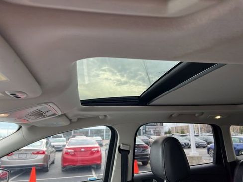 Used 2015 Ford Escape Titanium w/ Equipment Group 301A image 28