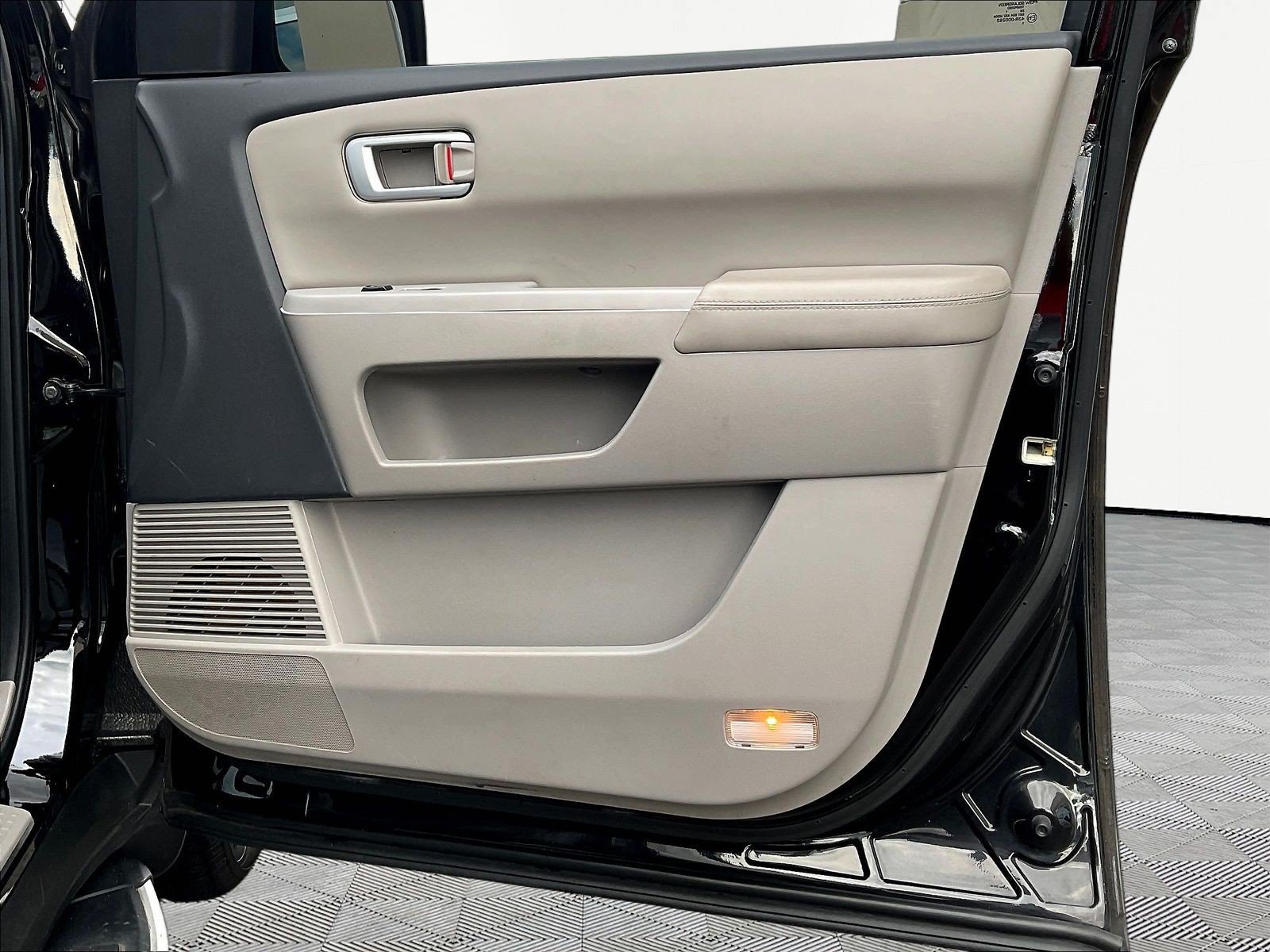 Used 2011 Honda Pilot EX-L image 28