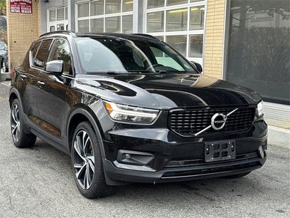 Used 2020 Volvo XC40 T5 R-Design w/ Protection Package Premier