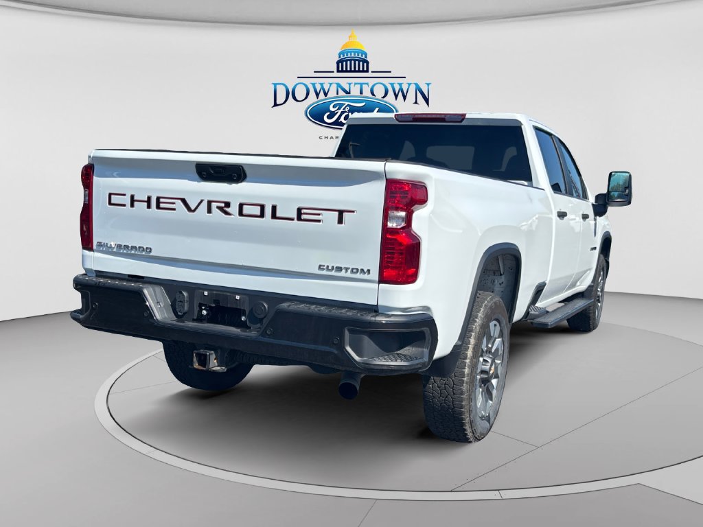Used 2025 Chevrolet Silverado 2500 Custom w/ Custom Convenience Package AWD/4WD image 3