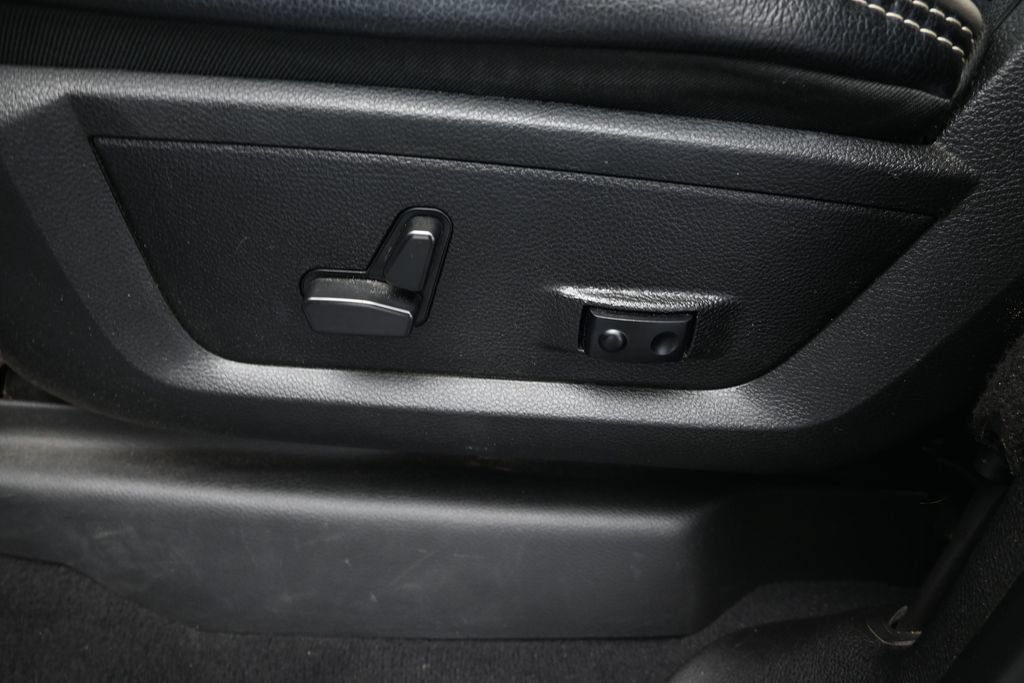 Used 2024 RAM 2500 Laramie w/ Safety Group AWD/4WD image 26