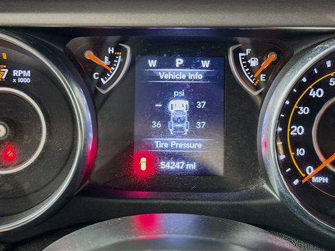 Used 2020 Jeep Wrangler Unlimited Sport image 18