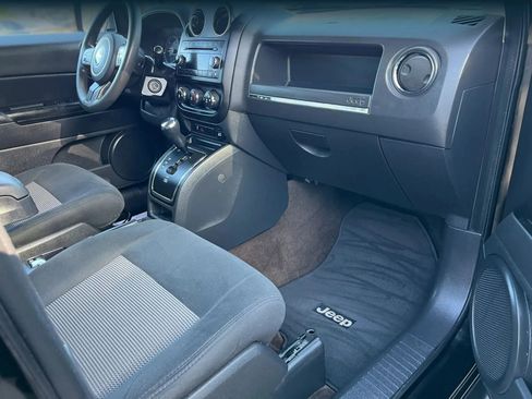 Used 2015 Jeep Patriot Sport w/ Power Value Group AWD/4WD image 7