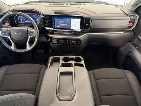 Used 2025 Chevrolet Silverado 1500 LT Trail Boss w/ LPO, Dark Essentials Package AWD/4WD image 22
