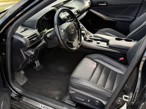 Used 2020 Lexus IS 300 F Sport AWD/4WD image 3