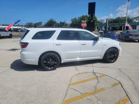 Used 2023 Dodge Durango R/T RWD image 7