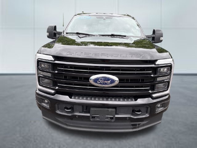 Used 2025 Ford F350 Platinum AWD/4WD image 6