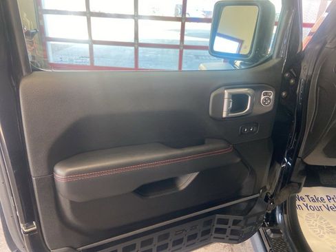 Used 2022 Jeep Gladiator Rubicon w/ LED Lighting Group image 10