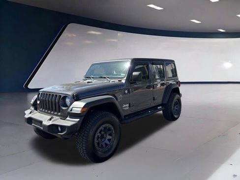 Used 2021 Jeep Wrangler Unlimited Sport AWD/4WD image 5