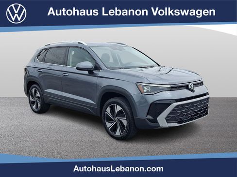 New 2026 Volkswagen Taos SE AWD/4WD image 1