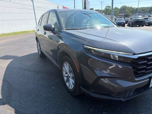 Used 2024 Honda CR-V EX image 3