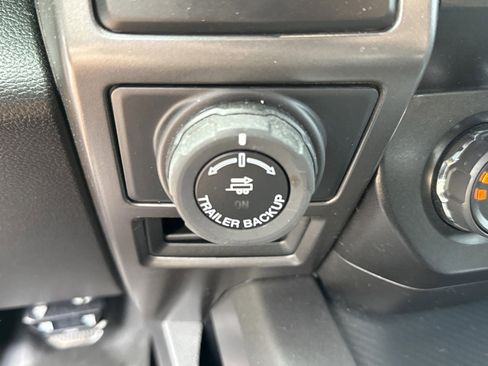 Used 2020 Ford F150 XLT w/ Equipment Group 302A Luxury AWD/4WD image 18