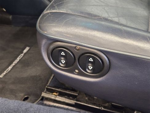 Used 1987 Porsche 911 Carrera image 15