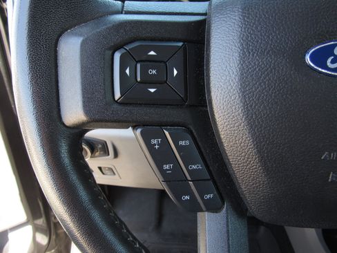 Used 2019 Ford F150 XLT w/ Equipment Group 302A Luxury AWD/4WD image 19