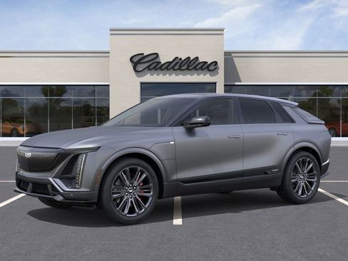 New 2026 Cadillac Lyriq V AWD/4WD image 2