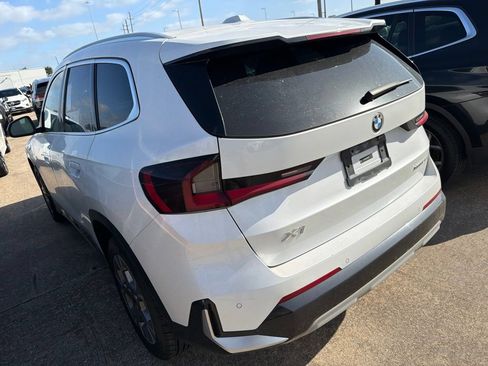 Used 2025 BMW X1 xDrive28i AWD/4WD image 4
