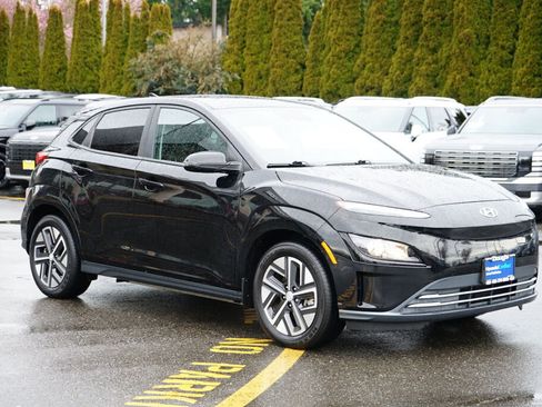 Certified 2023 Hyundai Kona SE image 4