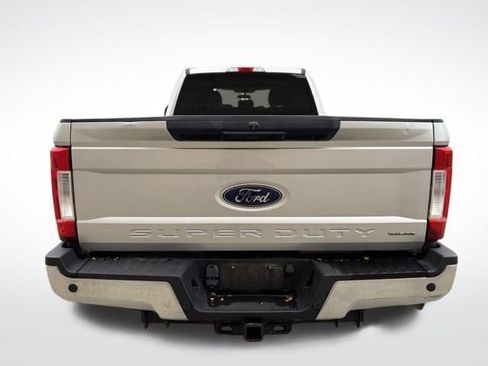 Used 2017 Ford F250 XLT w/ XLT Value Package image 7