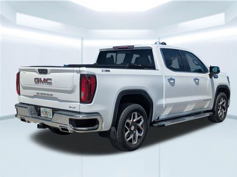 Used 2023 GMC Sierra 1500 SLT w/ SLT Premium Package AWD/4WD image 6