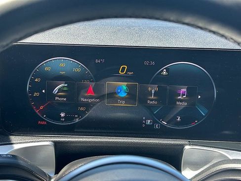 Used 2023 Mercedes-Benz GLB 250 4MATIC image 20