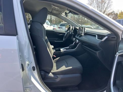 Used 2024 Toyota RAV4 XLE image 17