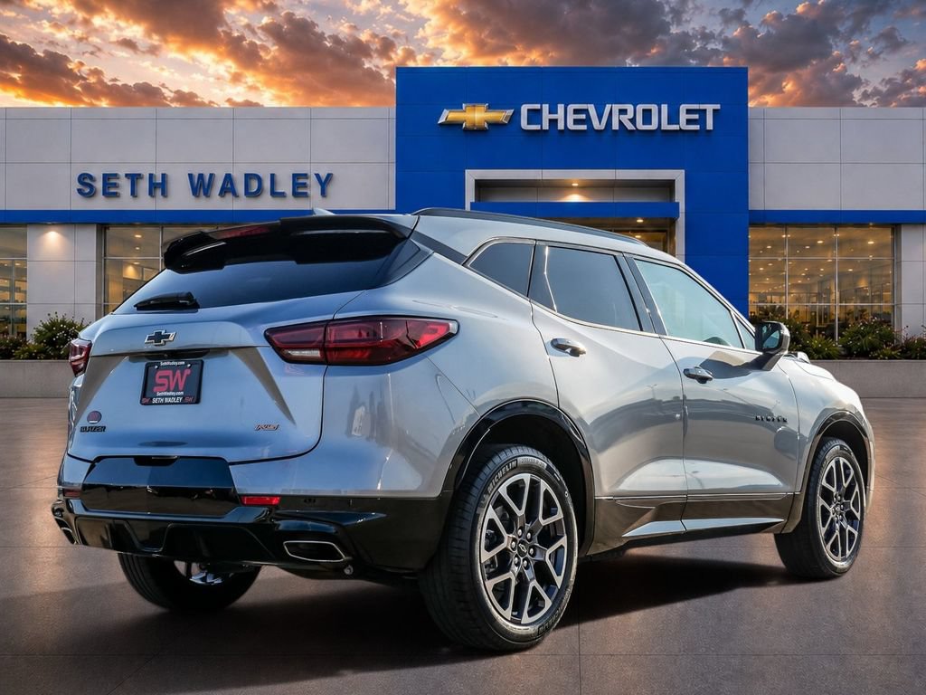 Used 2025 Chevrolet Blazer RS FWD image 7