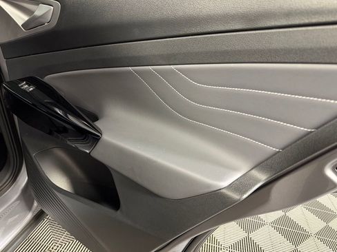 Used 2023 Volkswagen ID.4 Pro S image 30